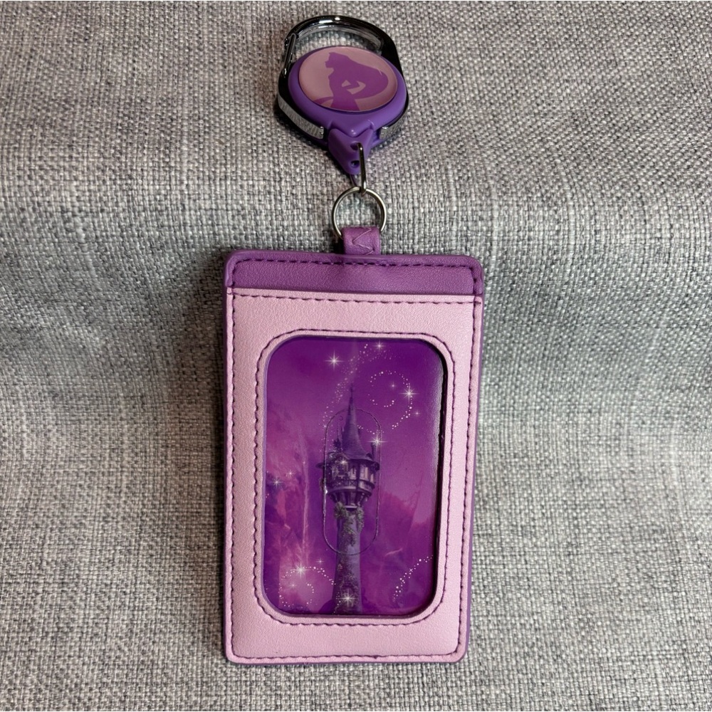 Loungefly Disney Tangled Rapunzel & Flynn Retractable Lanyard - Picture 4 of 8